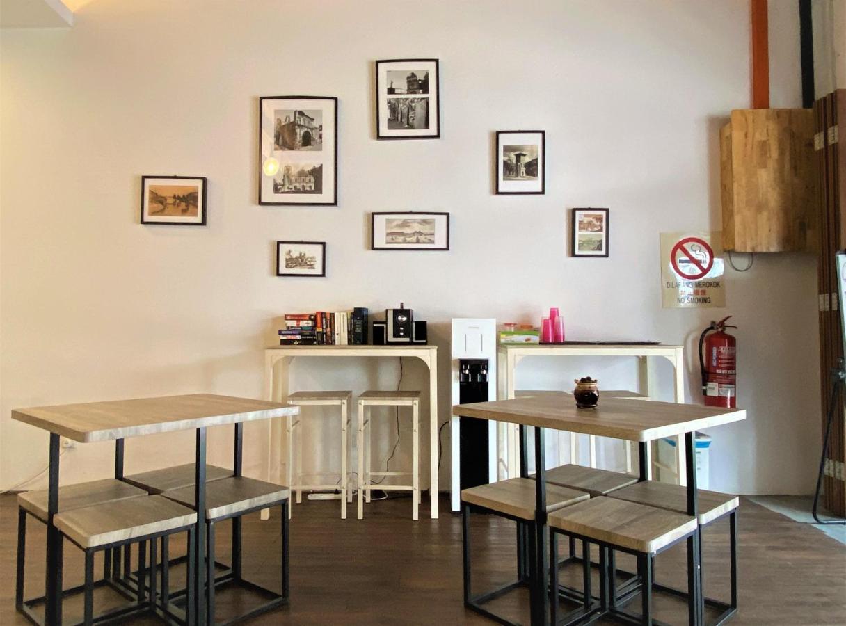 A Pousada Sydney Backpackers Jonker Street Melaka Exterior foto