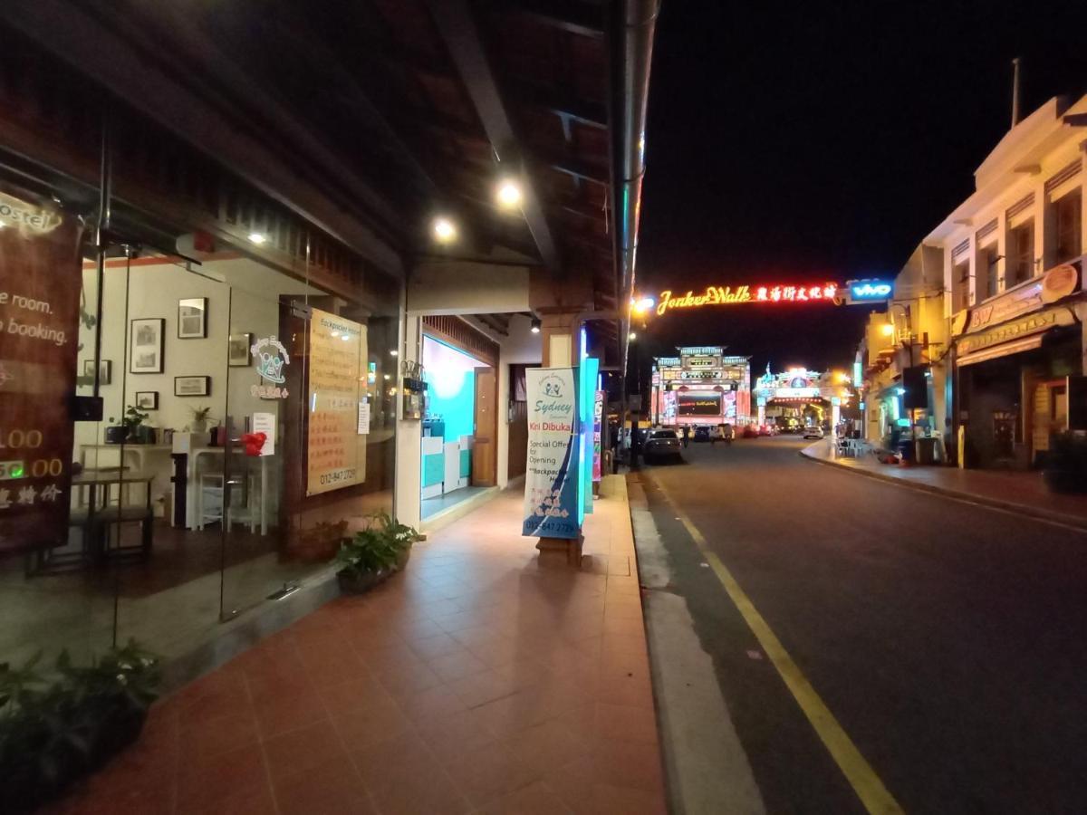 A Pousada Sydney Backpackers Jonker Street Melaka Exterior foto